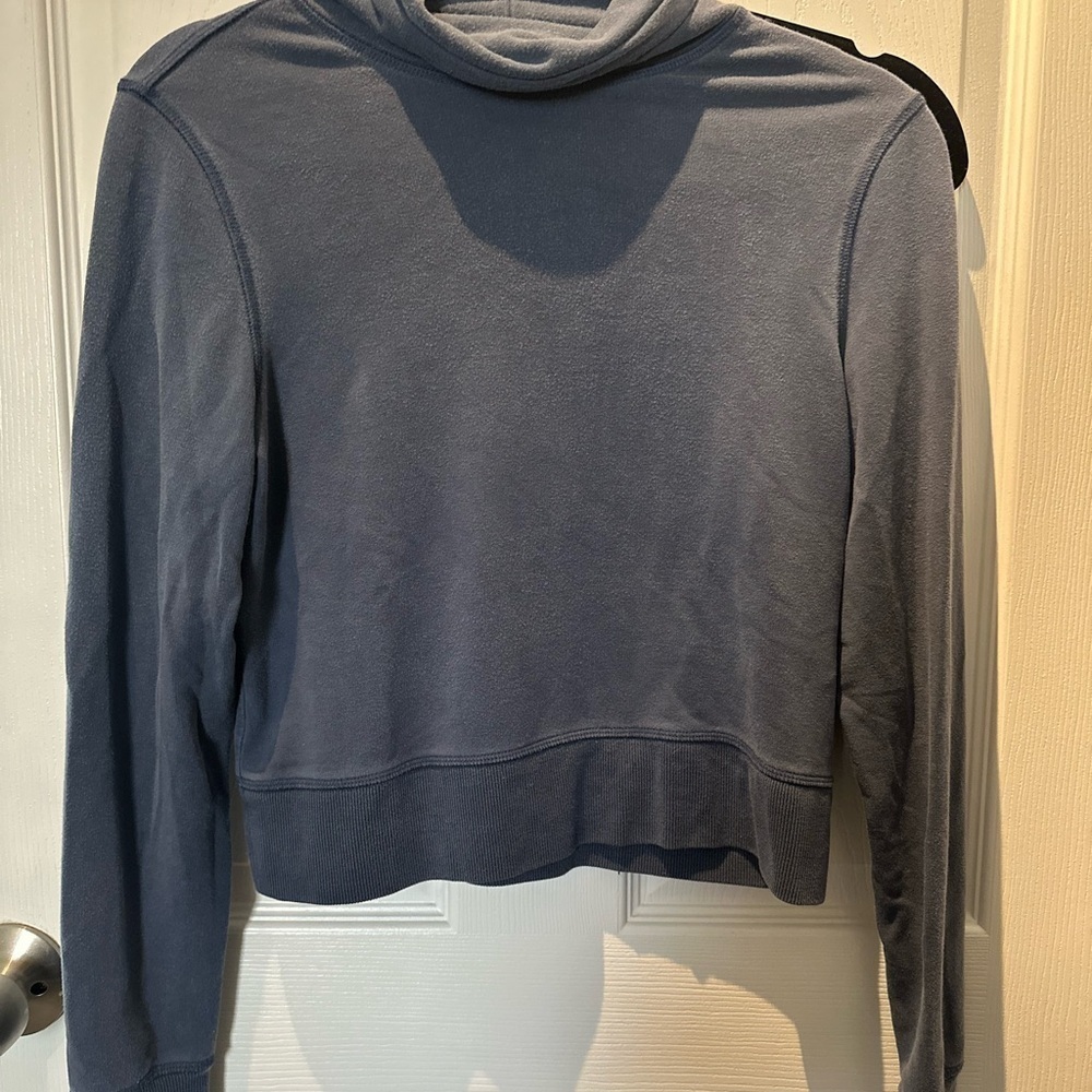 Athleta CROPPED FUNNEL NECK IN NIRVANA XXS - Picture 3 of 7